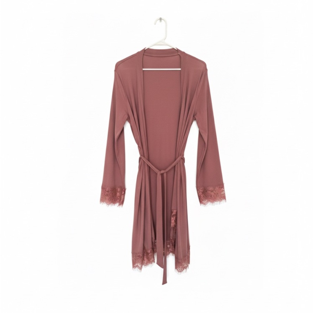 Lace Trimmed Mauve Robe